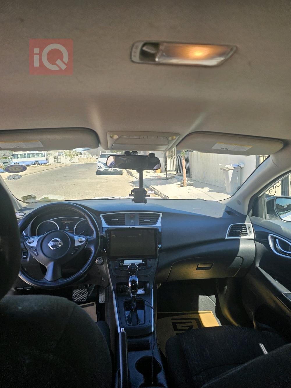 Nissan Sentra